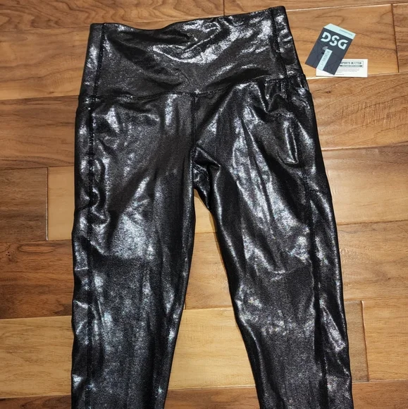 NWT DSG Leggings - Picture 3 of 4
